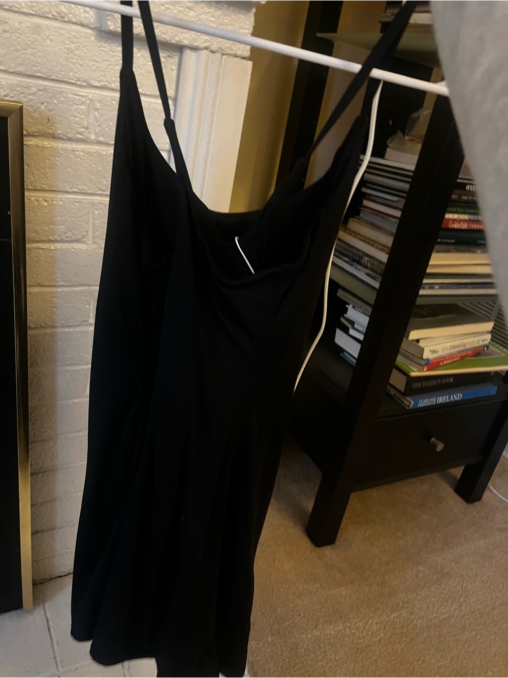 HALARA Black dress with Thin Straps